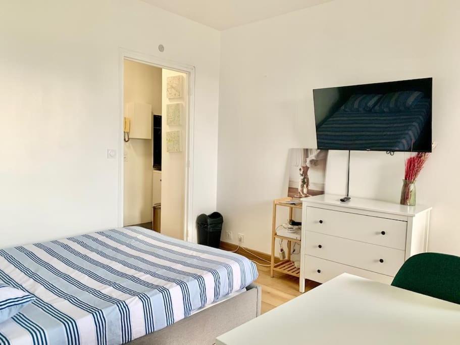 Cosy Studio Balcon Paris Montparnasse ภายนอก รูปภาพ